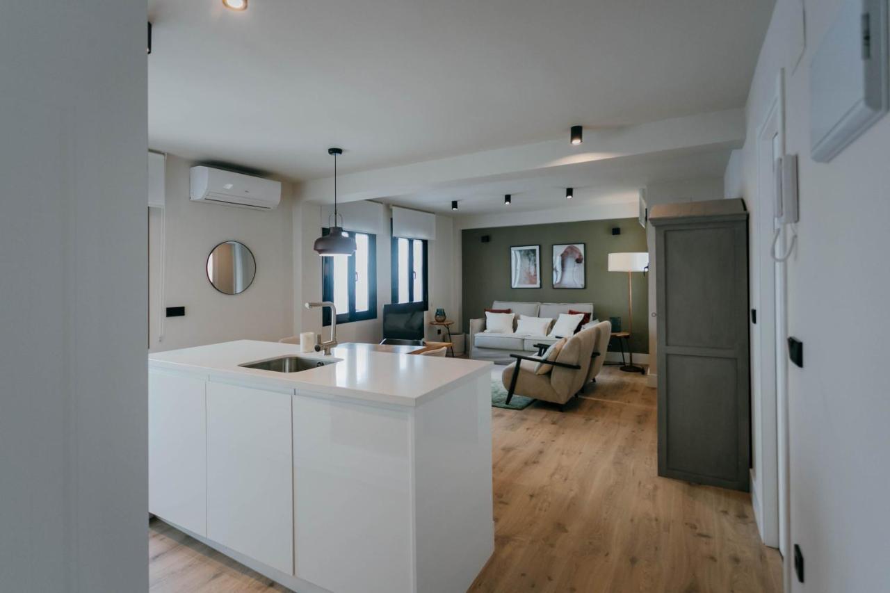 Elegant And Luxury 2bd 2bth- Alfalfa Apartment *