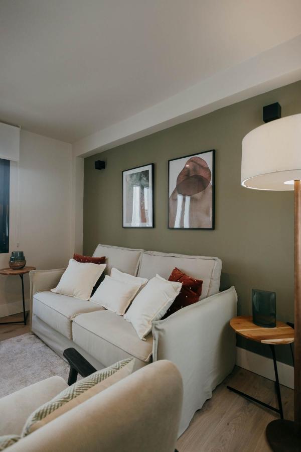 Elegant And Luxury 2bd 2bth- Alfalfa Seville