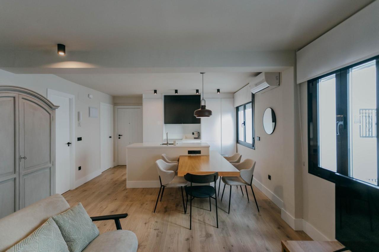 Elegant And Luxury 2bd 2bth- Alfalfa Apartment Seville