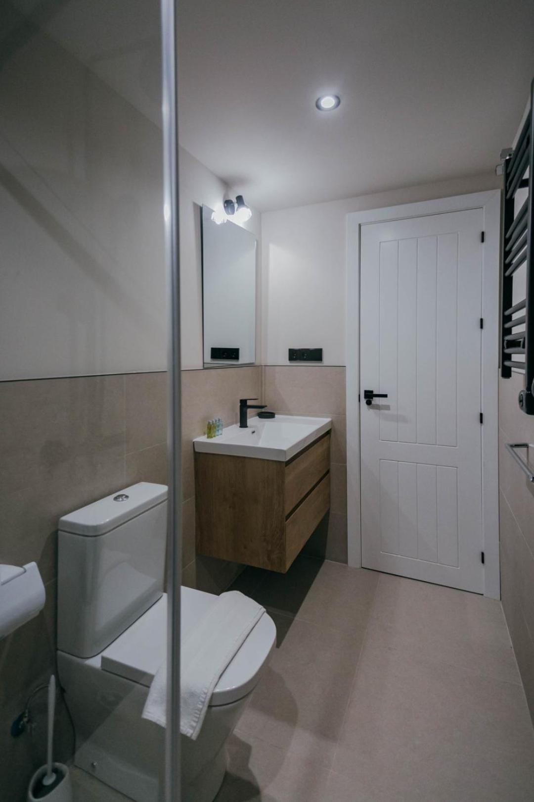 Elegant And Luxury 2bd 2bth- Alfalfa